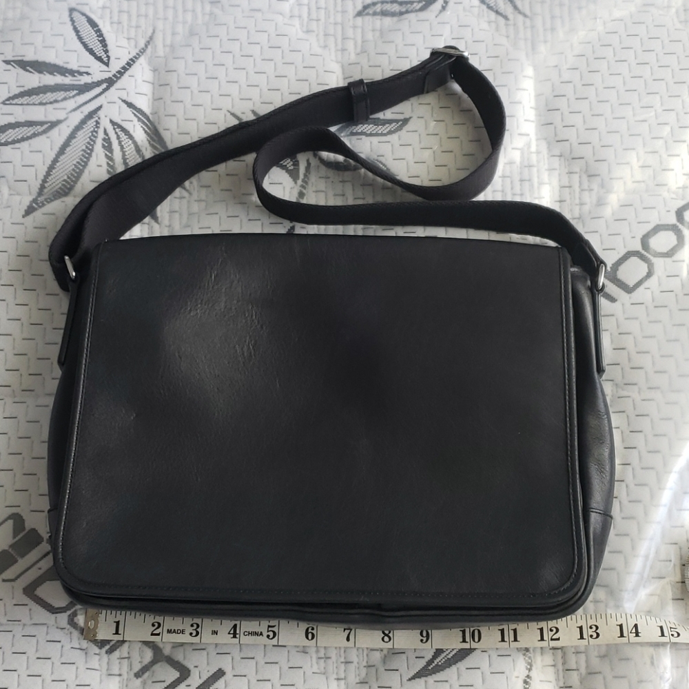 Coach messenger bag